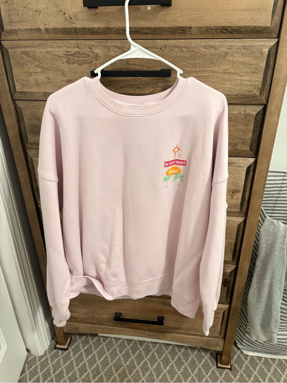Wild fable pink graphic sweatshirt